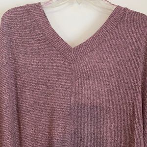 NWT One Park Avenue 3/4 Sleeve V Neck